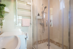 Lazienka-dom-rustykalny-na-Ponidziu